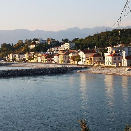 Panos & Antzy Apartments Каламата Екстер'єр фото